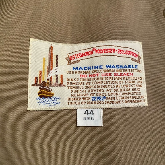 Misty Harbor Mens Khaki Trench Rain Coat Size 44 Reg Classic Core Tan Zip In - Picture 5 of 6